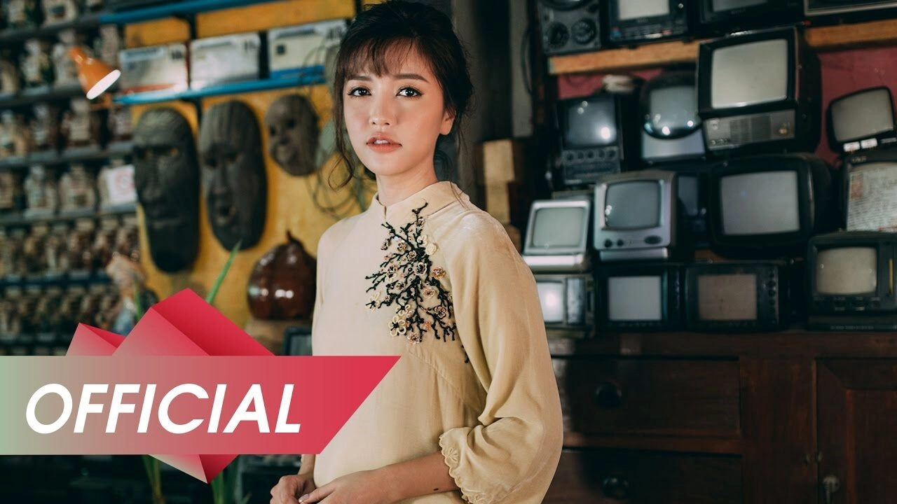 lời bài hát ngày xuân long phụng sum vầy bích phương